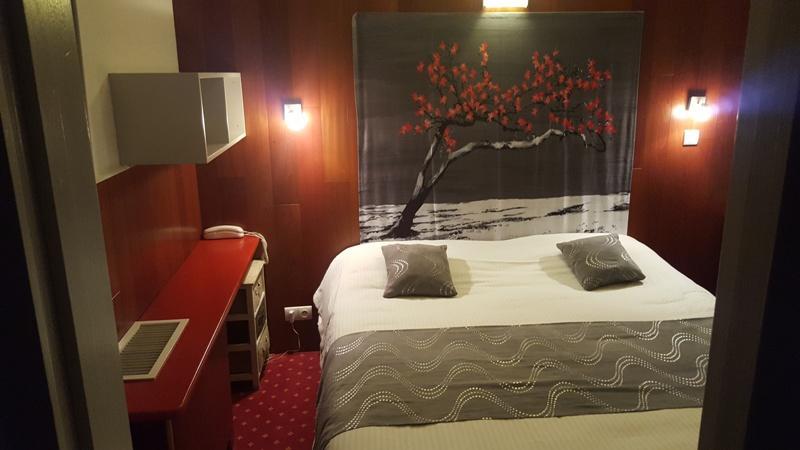 Logis Hotel Horus Restaurant Les Bruyeres Toulenne Zewnętrze zdjęcie