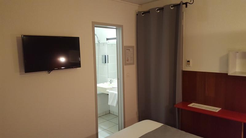 Logis Hotel Horus Restaurant Les Bruyeres Toulenne Zewnętrze zdjęcie