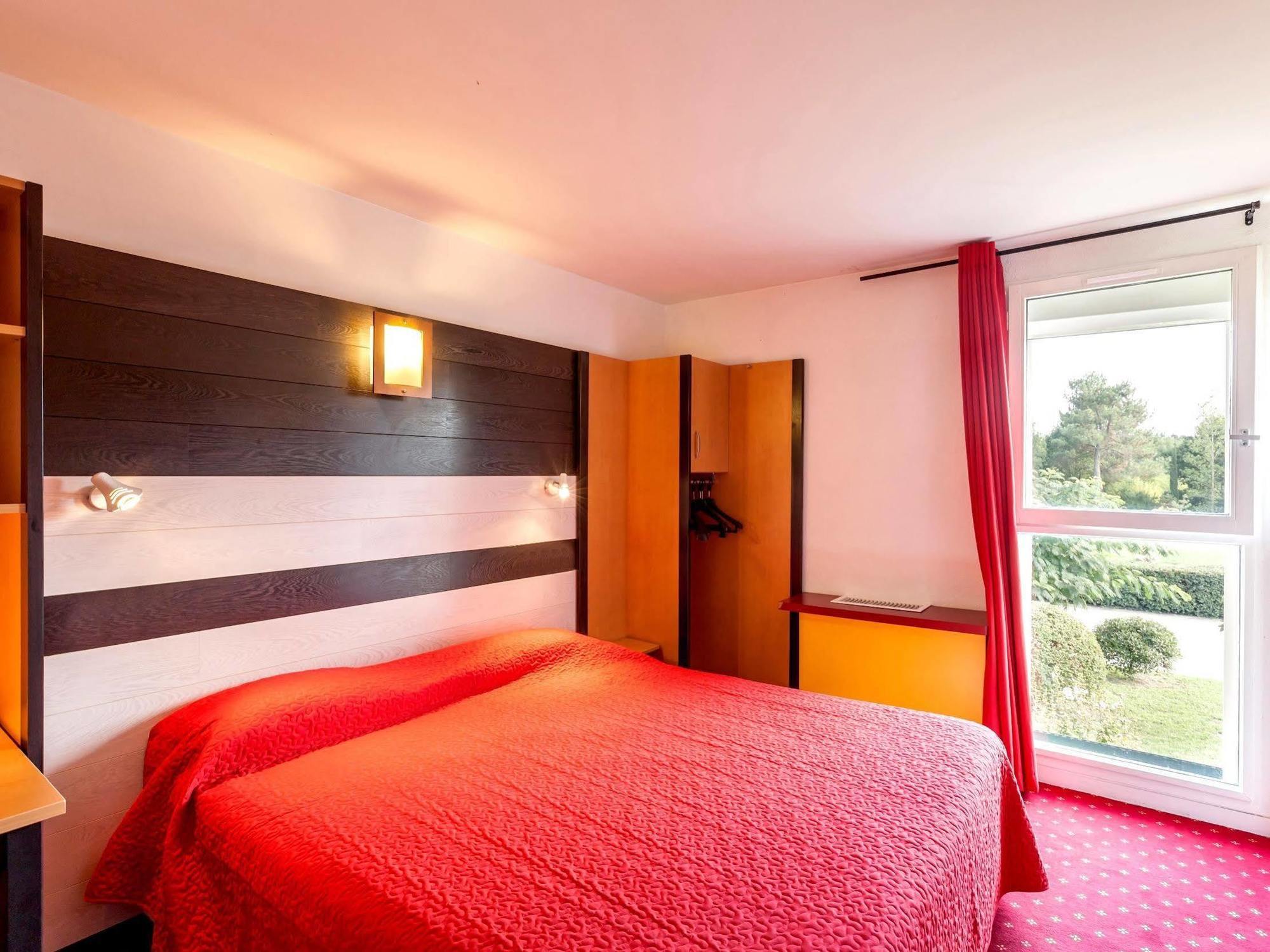 Logis Hotel Horus Restaurant Les Bruyeres Toulenne Zewnętrze zdjęcie