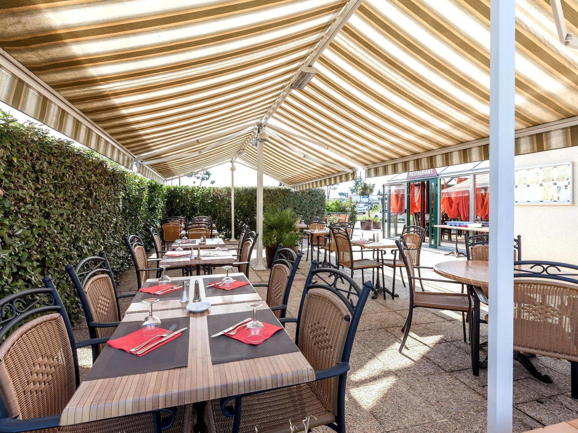 Logis Hotel Horus Restaurant Les Bruyeres Toulenne Zewnętrze zdjęcie