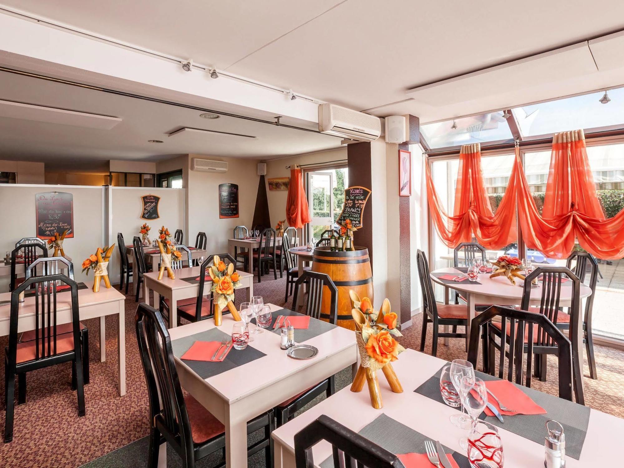 Logis Hotel Horus Restaurant Les Bruyeres Toulenne Zewnętrze zdjęcie