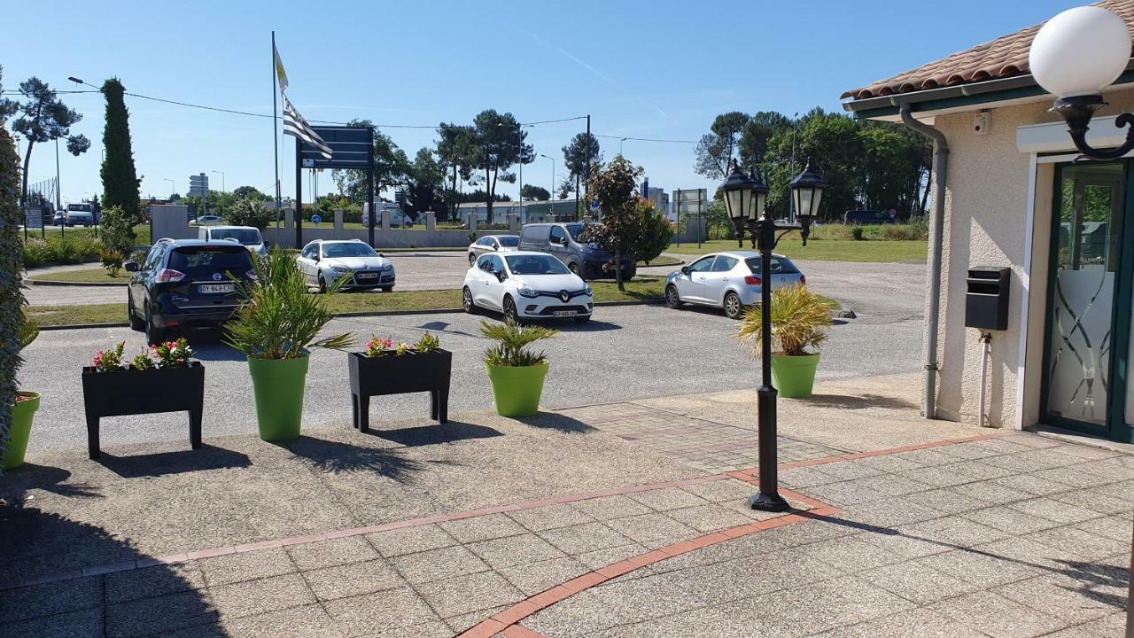 Logis Hotel Horus Restaurant Les Bruyeres Toulenne Zewnętrze zdjęcie