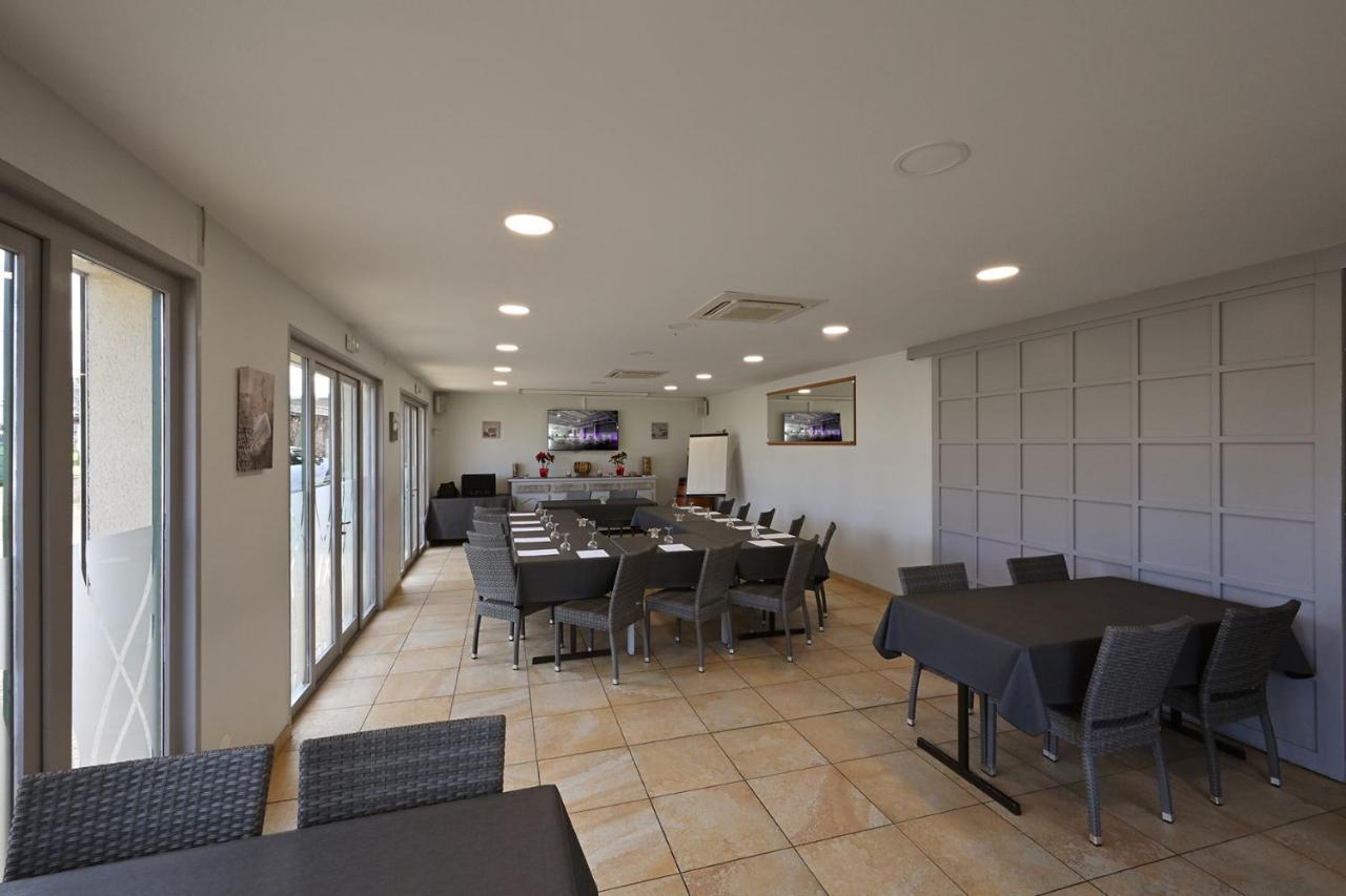 Logis Hotel Horus Restaurant Les Bruyeres Toulenne Zewnętrze zdjęcie